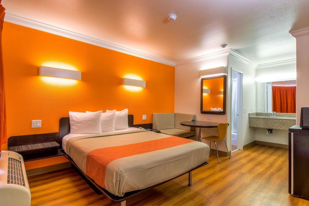 Motel 6-Menifee, CA Buitenkant foto